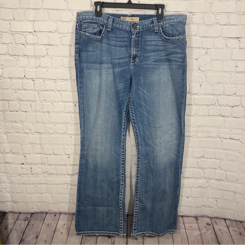 BKE Womens Jeans 34x31.5 Drew Light Blue Distressed Hem Stretch Buckle